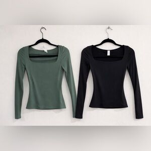 90 Degree By Reflex Green and Black Long Sleeve Tops
